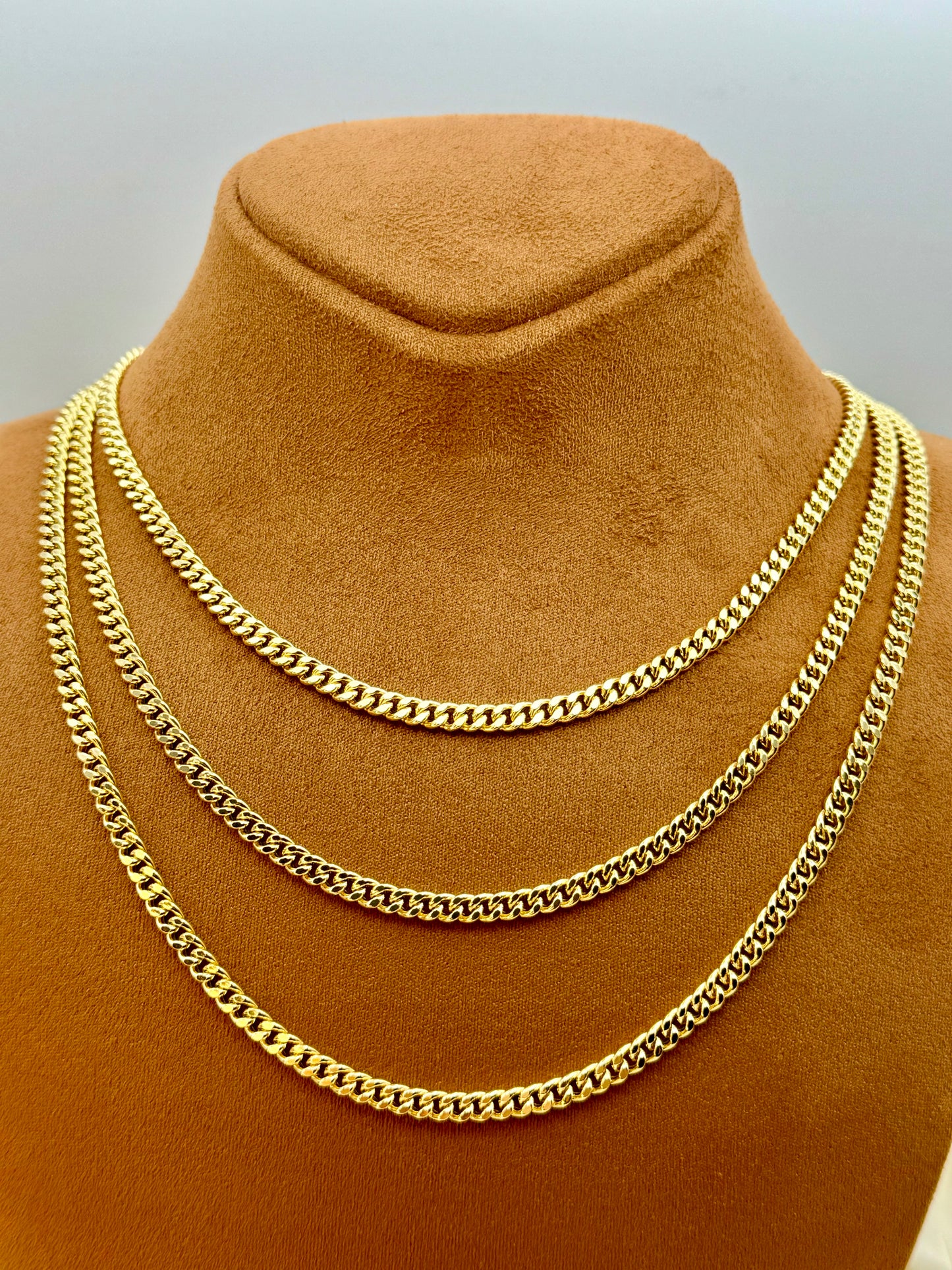 14K Gold Curb Link Chain Necklace