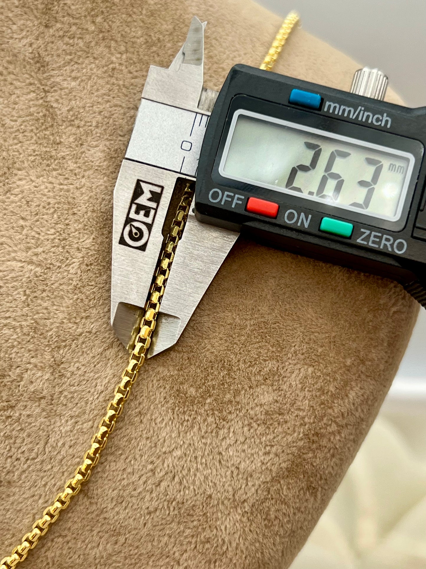 Round Box Chain 14K Gold  - 2.55mm Thickness, Available in 18", 20", 22", 24" Inches | Genuine Gold Chain for Men & Women | Perfect Birthday Gift