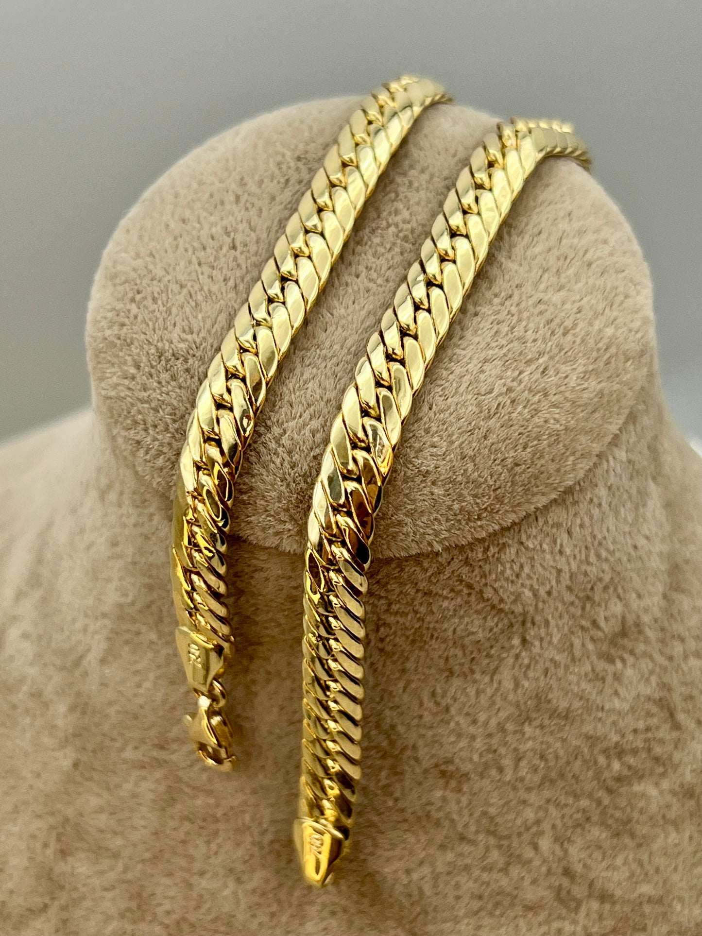 18K Gold Cuban Curb Chain Necklace, 18", 5.5mm – Real Gold Choker, Perfect Anniversary & Gift for Him or Her