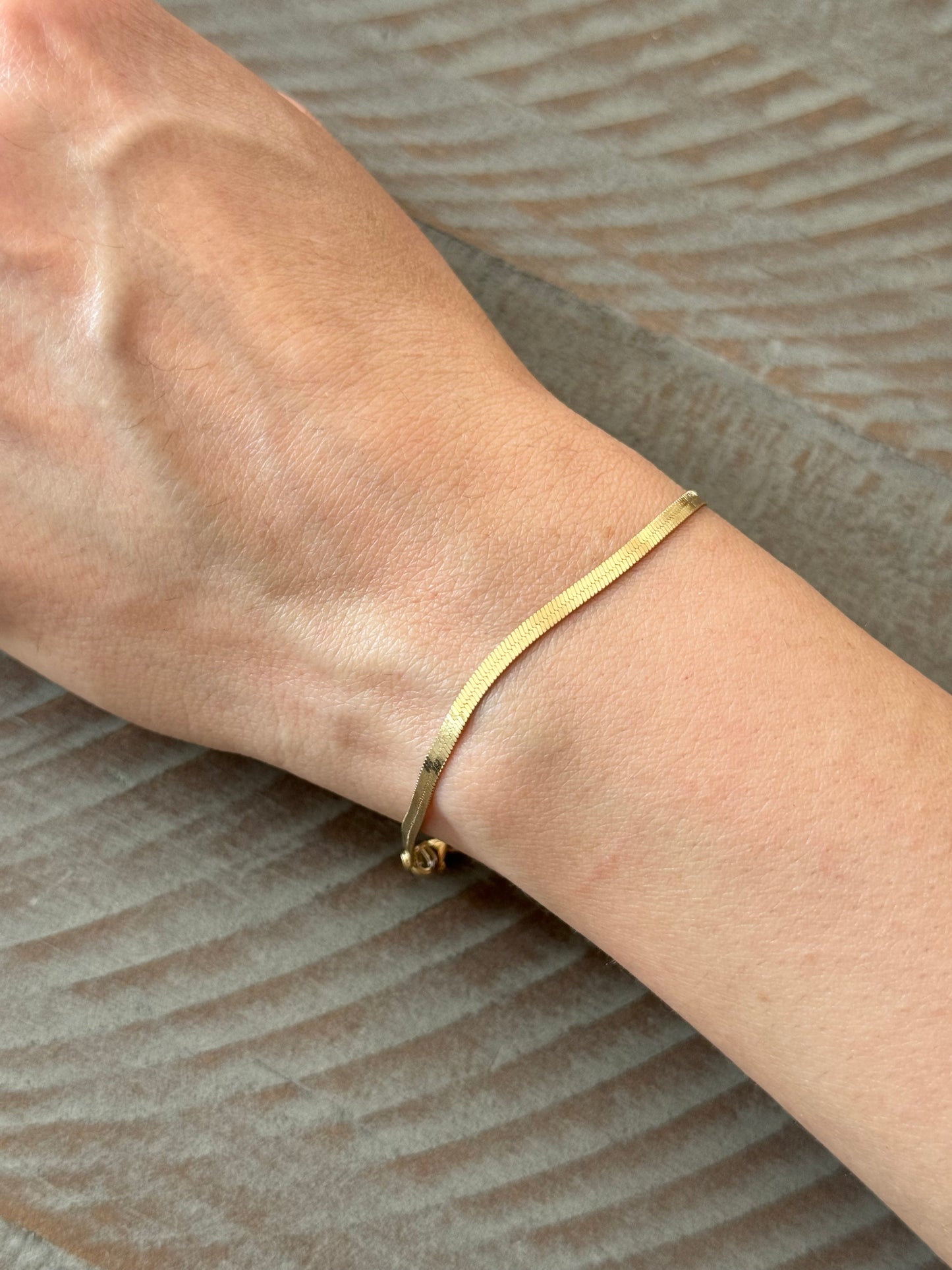 18K Solid Gold Herringbone Bracelet, 7.25”, 2.6mm, Snake Bracelet.