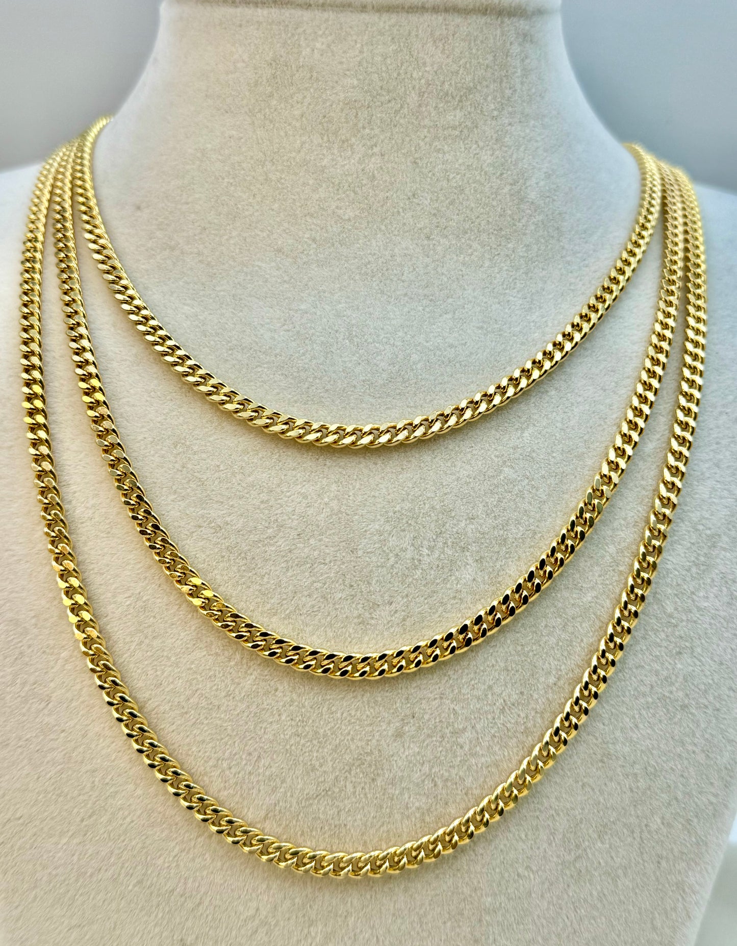 14K Gold Classic Miami Cuban Link Chain Necklace (5mm)