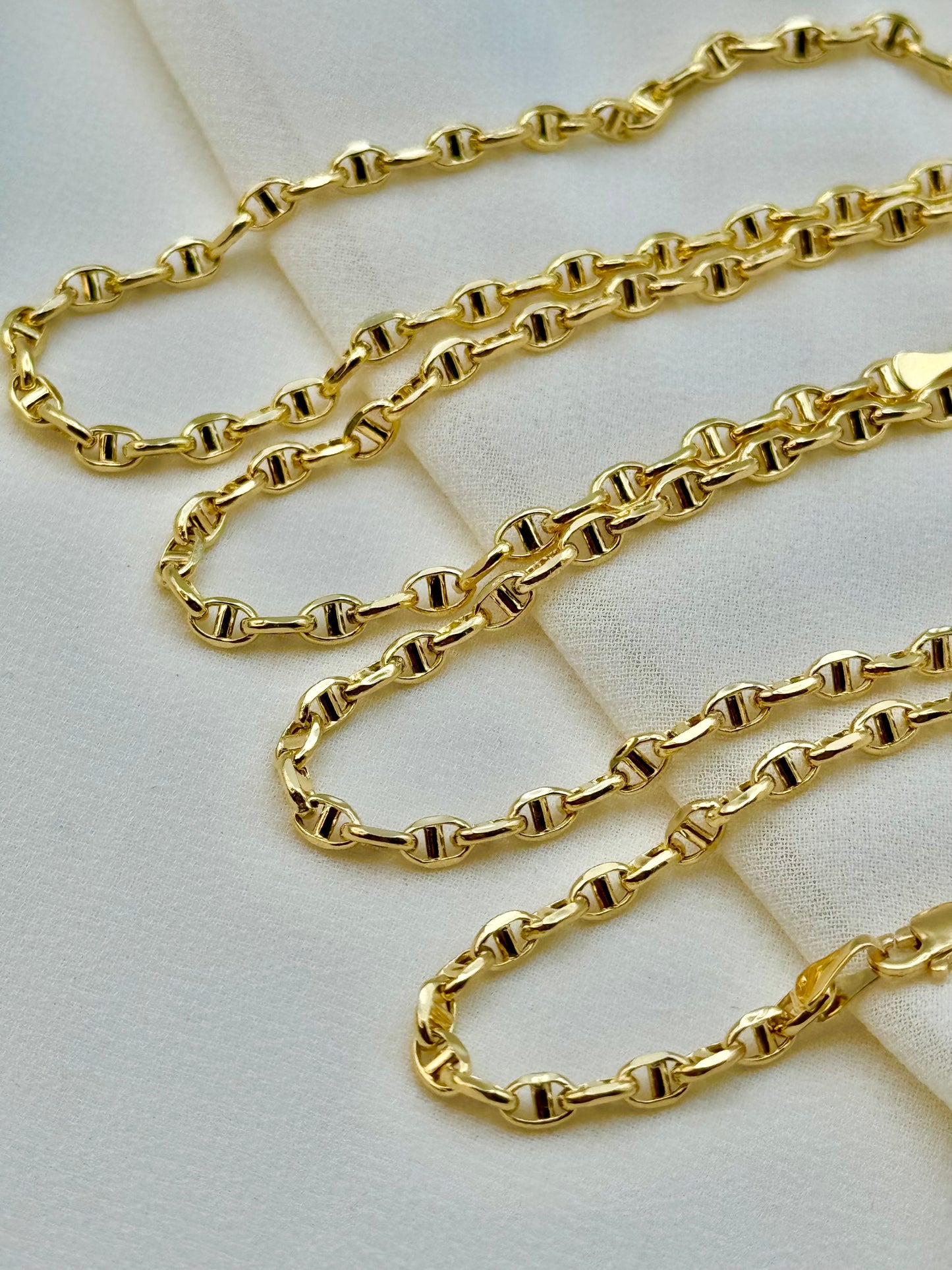 18K Gold Anchor Chain Necklace (4mm)