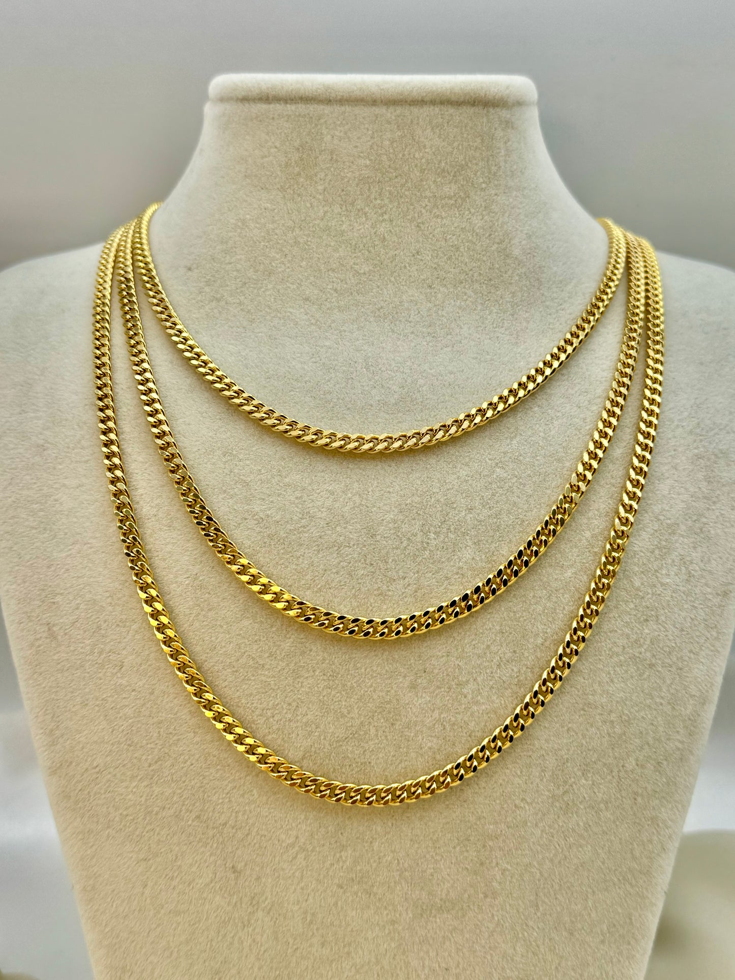 14K Gold Classic Miami Cuban Link Chain Necklace (5mm)