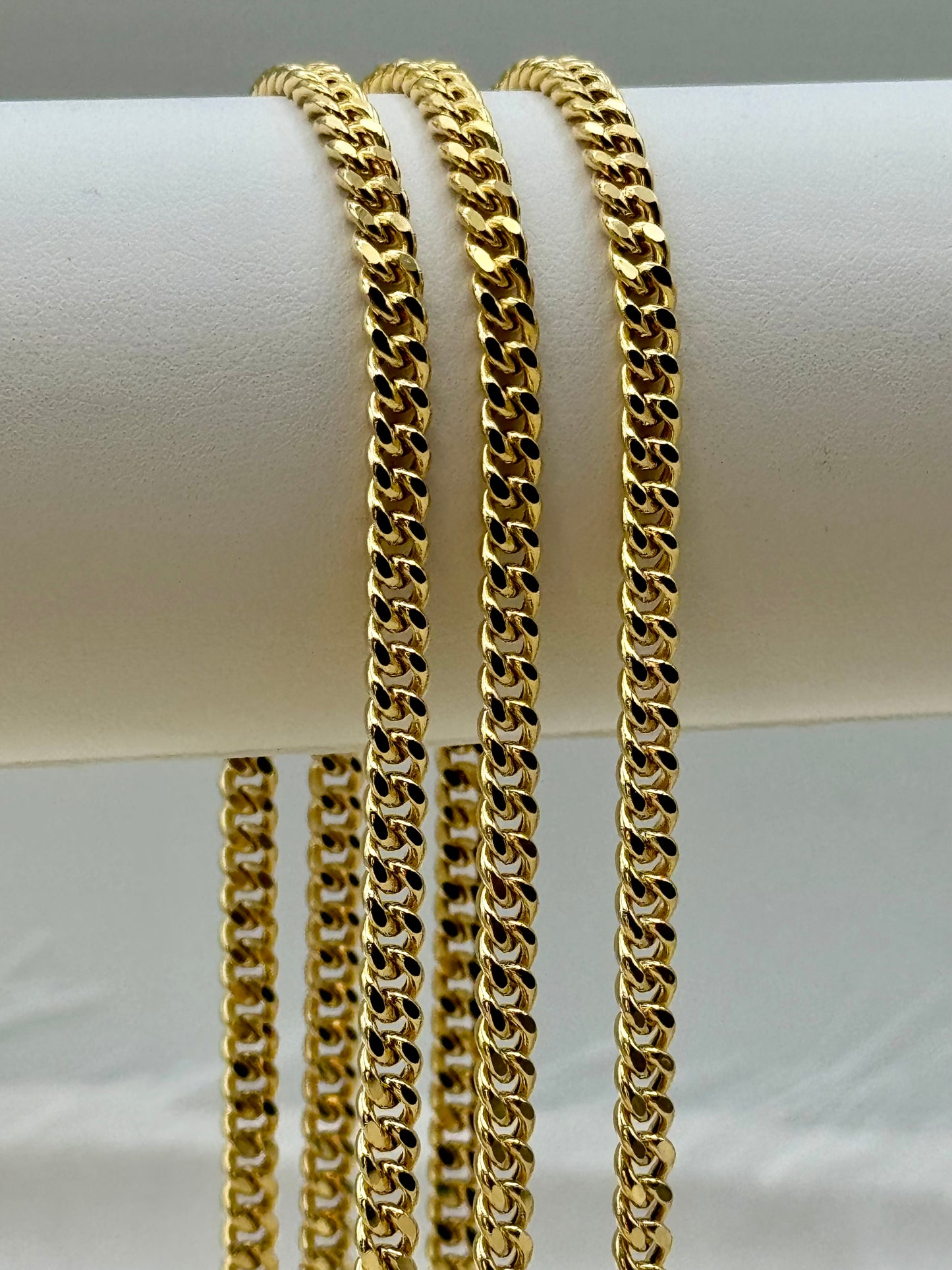 14K Gold Curb Link Chain Necklace