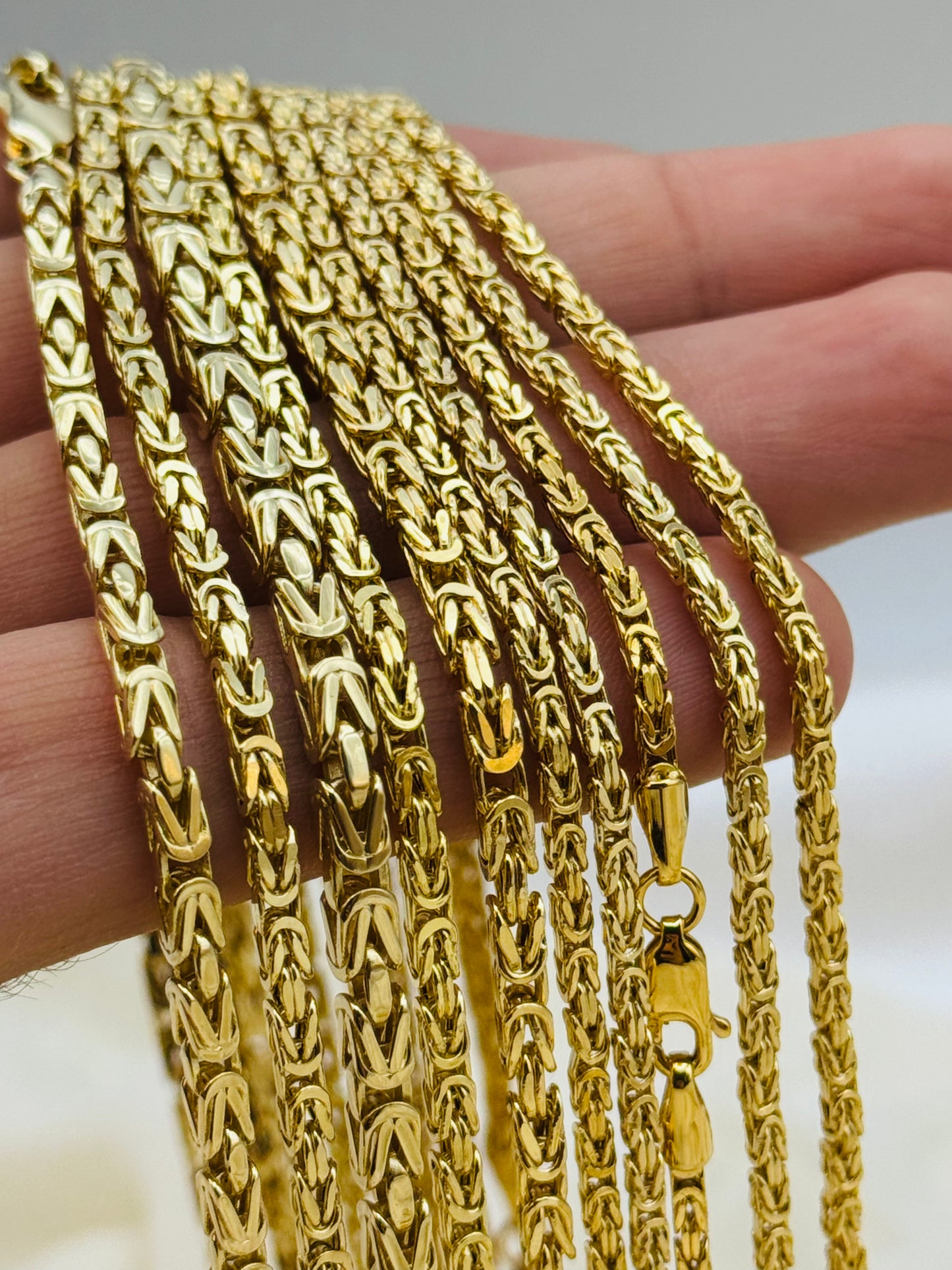 18K Gold Byzantine Chain Necklace, 23.5",  (3mm).
