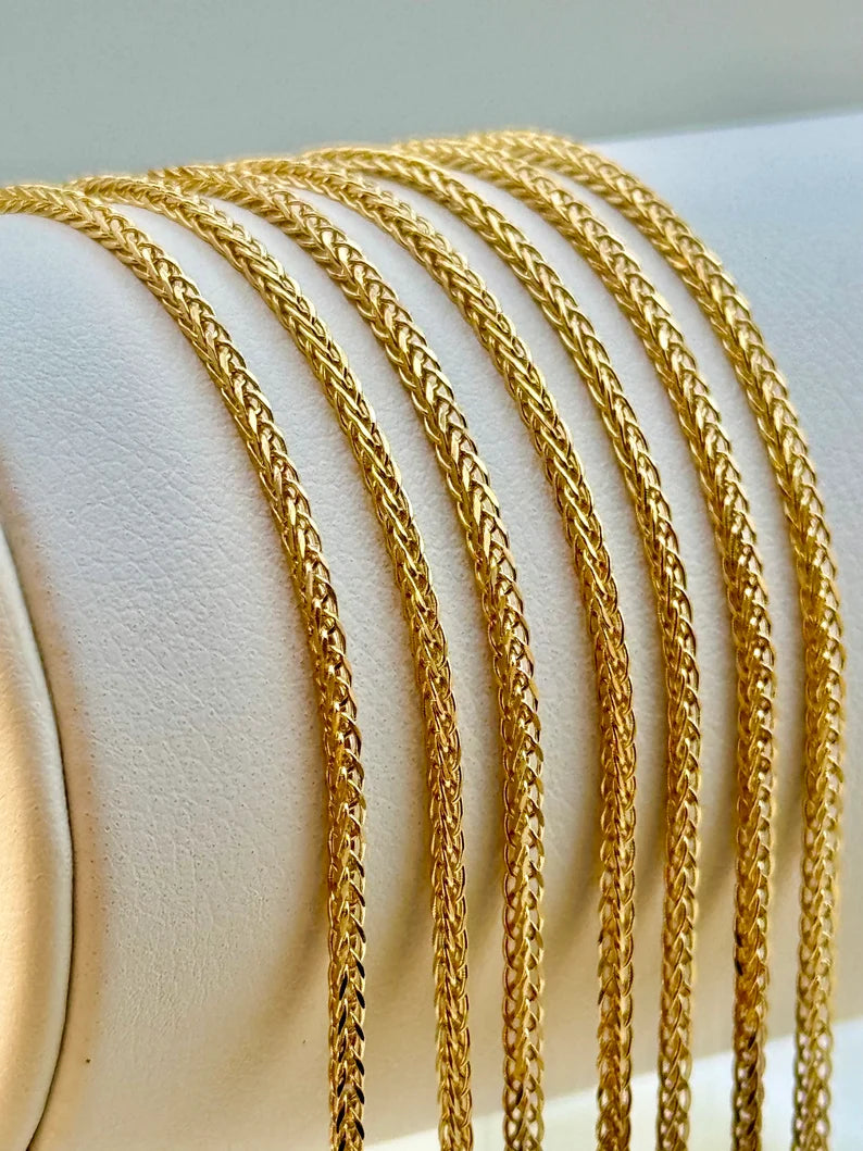 Franco chain close shot .