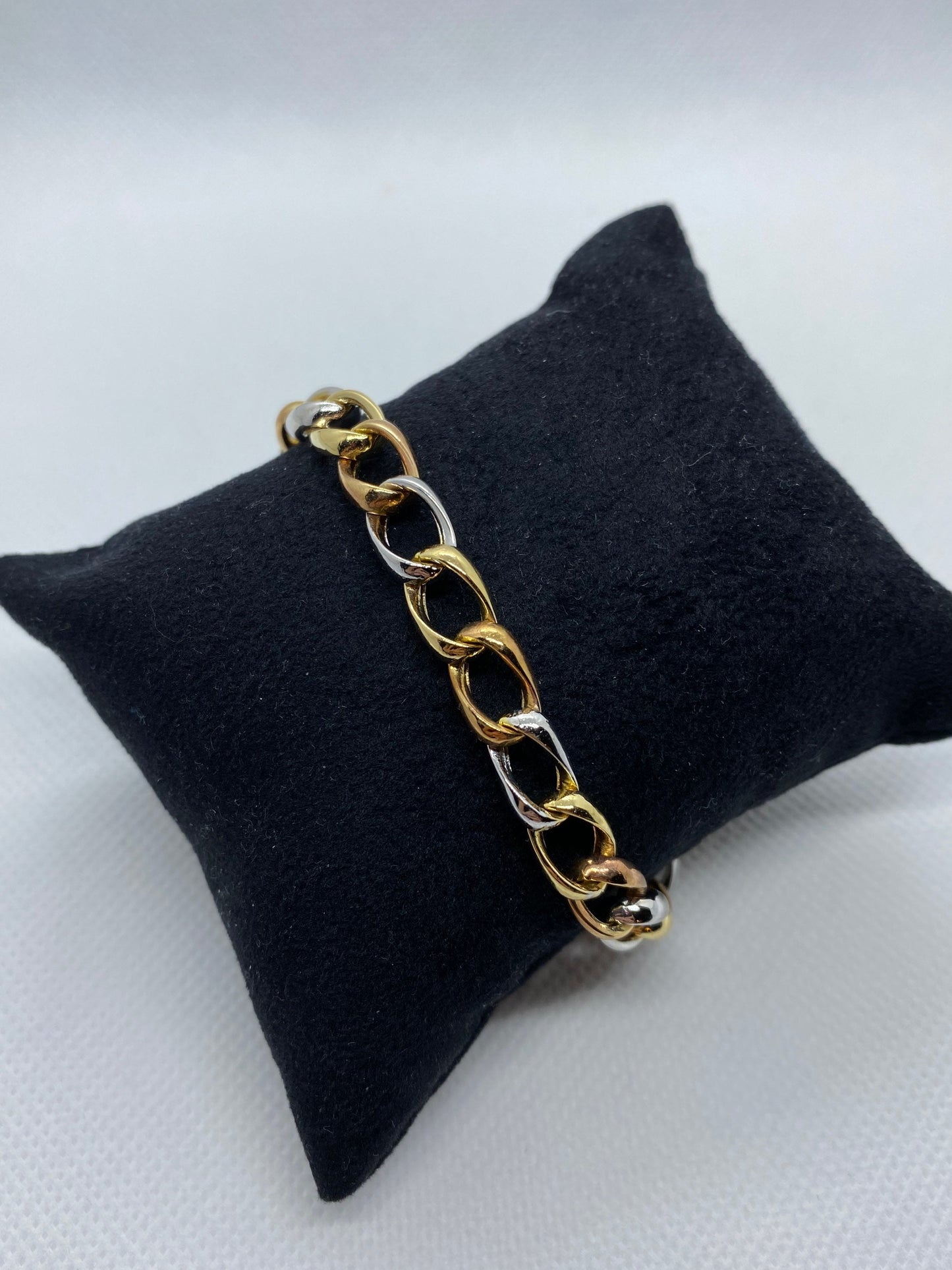 18k solid gold bracelet 7.7 inches 3 colours