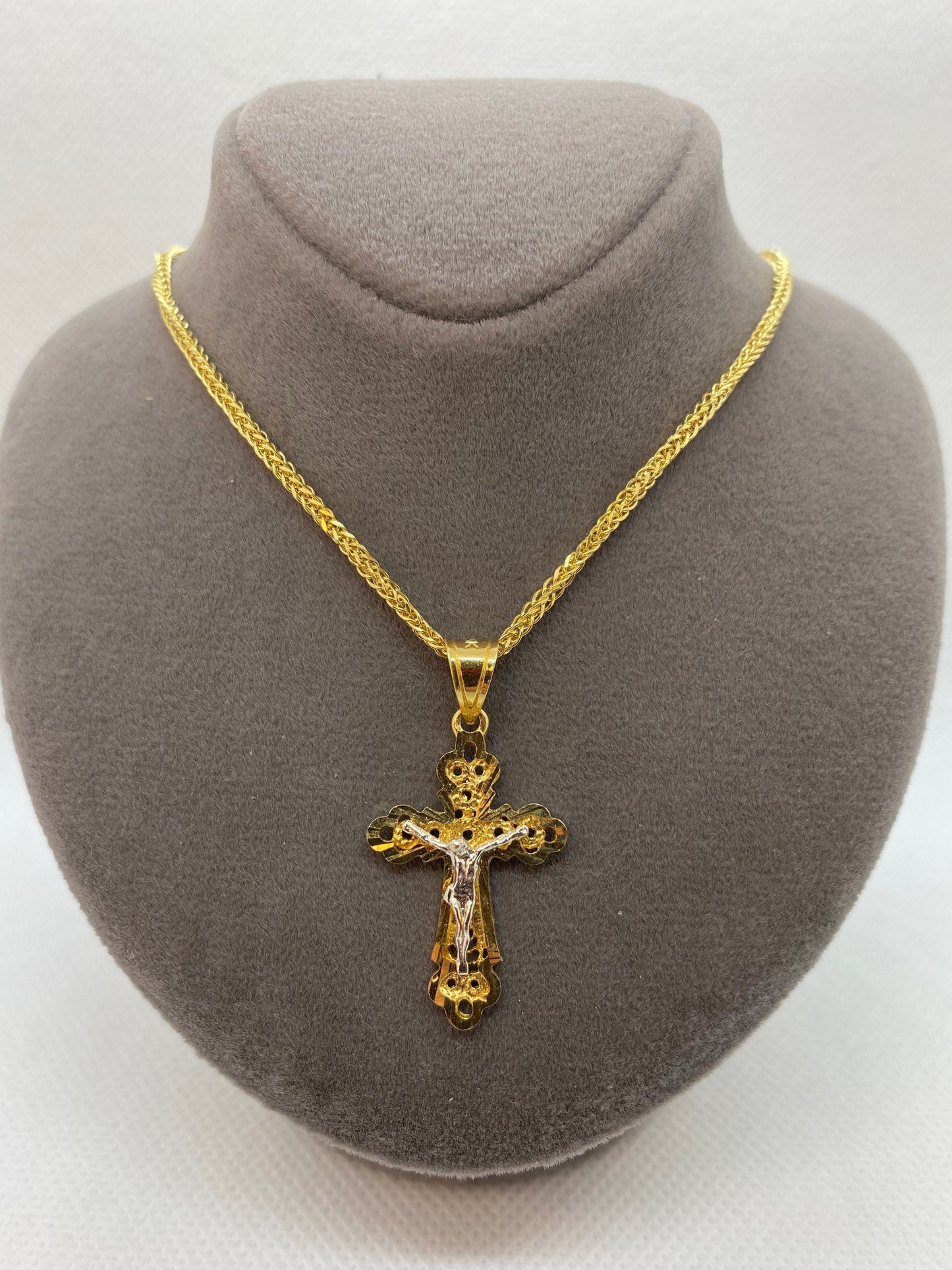 18k solid Gold cross necklace ,2mm ,and different sizes available