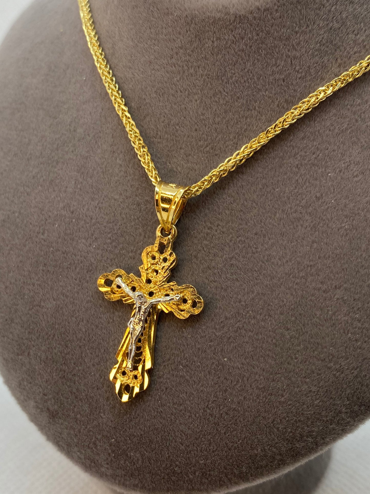 18k solid Gold cross necklace ,2mm ,and different sizes available