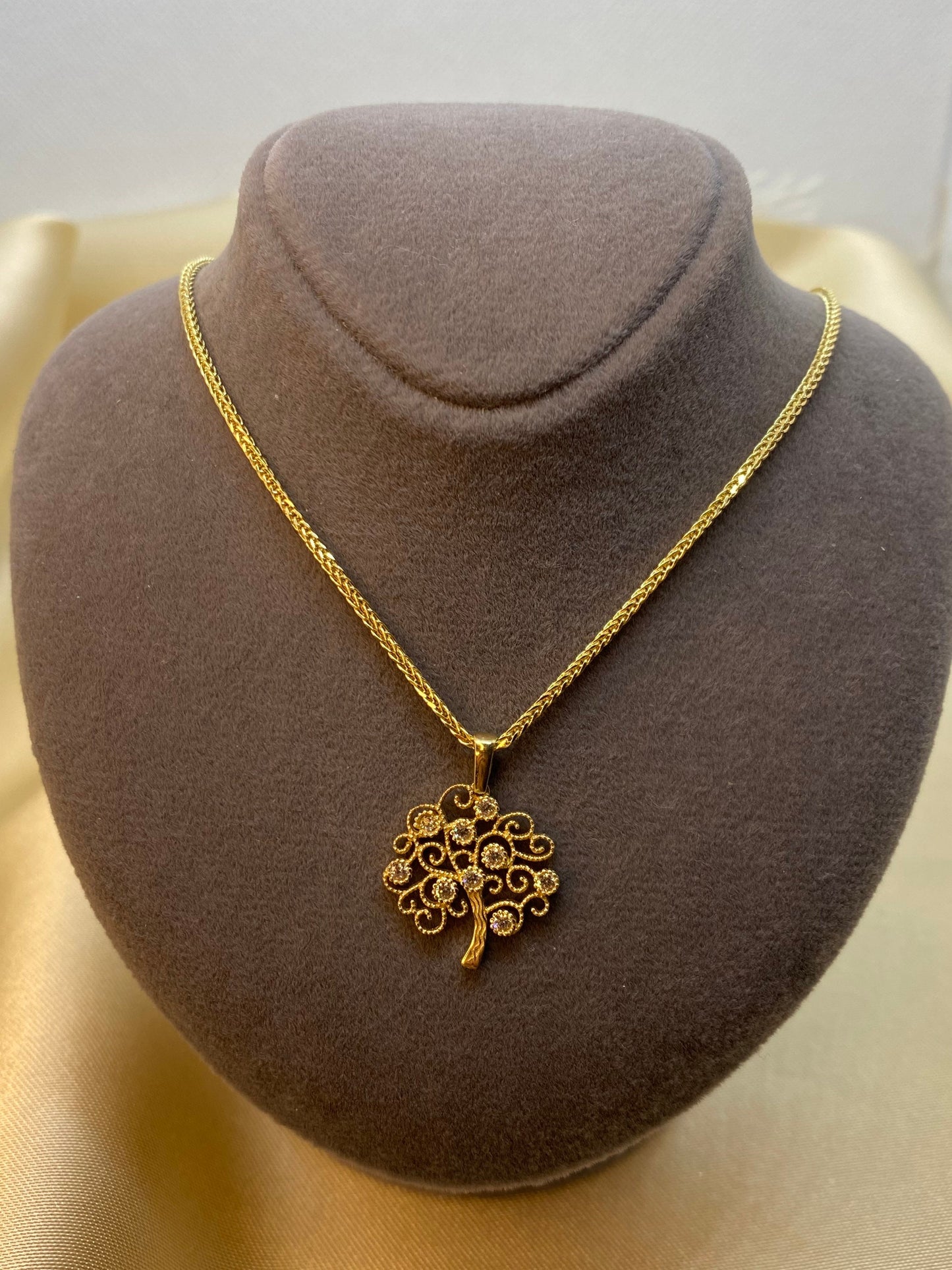 14k solid Gold Tree of life necklace  ,14k solid gold tree of life necklace 19.5 inches ,1.5 mm , gift