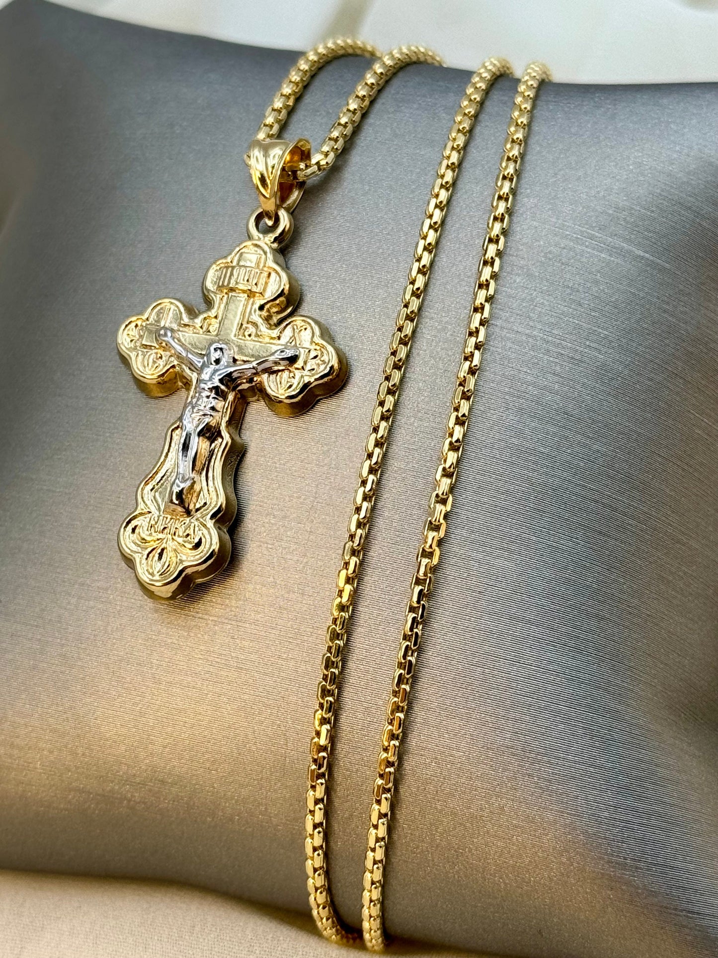 18k Gold Cross Necklace ,Cross Necklace with 2mm Box Chain ,Gold Cross Necklace , For Him, For Her ,Anniversary Gift ,Birthday Gift.