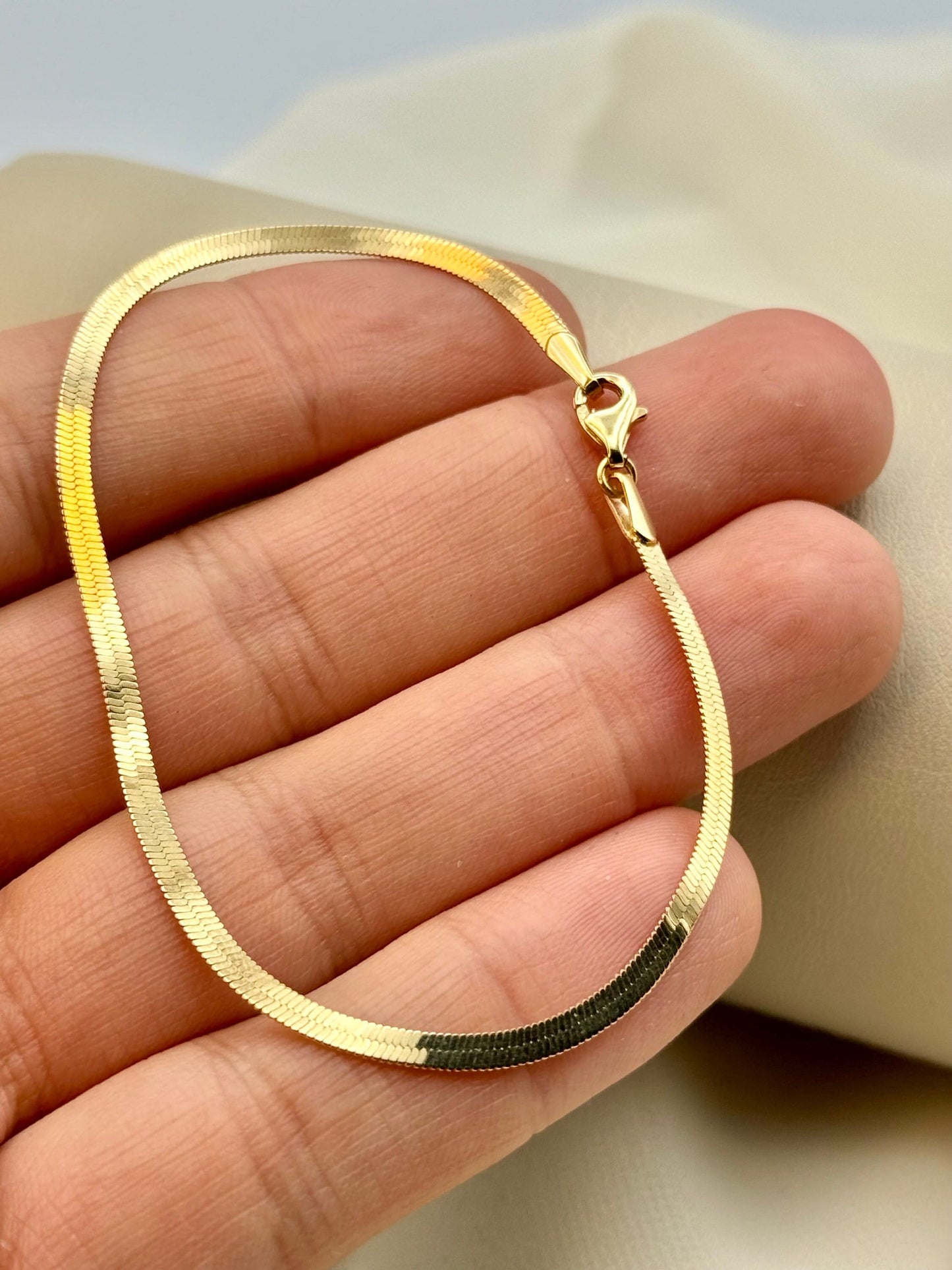 18K Solid Gold Herringbone Bracelet, 7.25”, 2.5mm, Shiny Gold Bracelet, Flat Gold Bracelet, Delicate Gold Bracelet, Snake Bracelet .