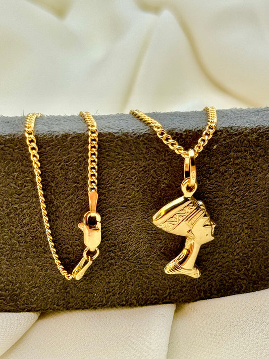 18k Solid Gold Nefertiti Pendant and 18k Gold Curb Chain- symbolizes of beauty, Elegant Gold Egyptian Queen Charm, Birthday Gift , For Her .