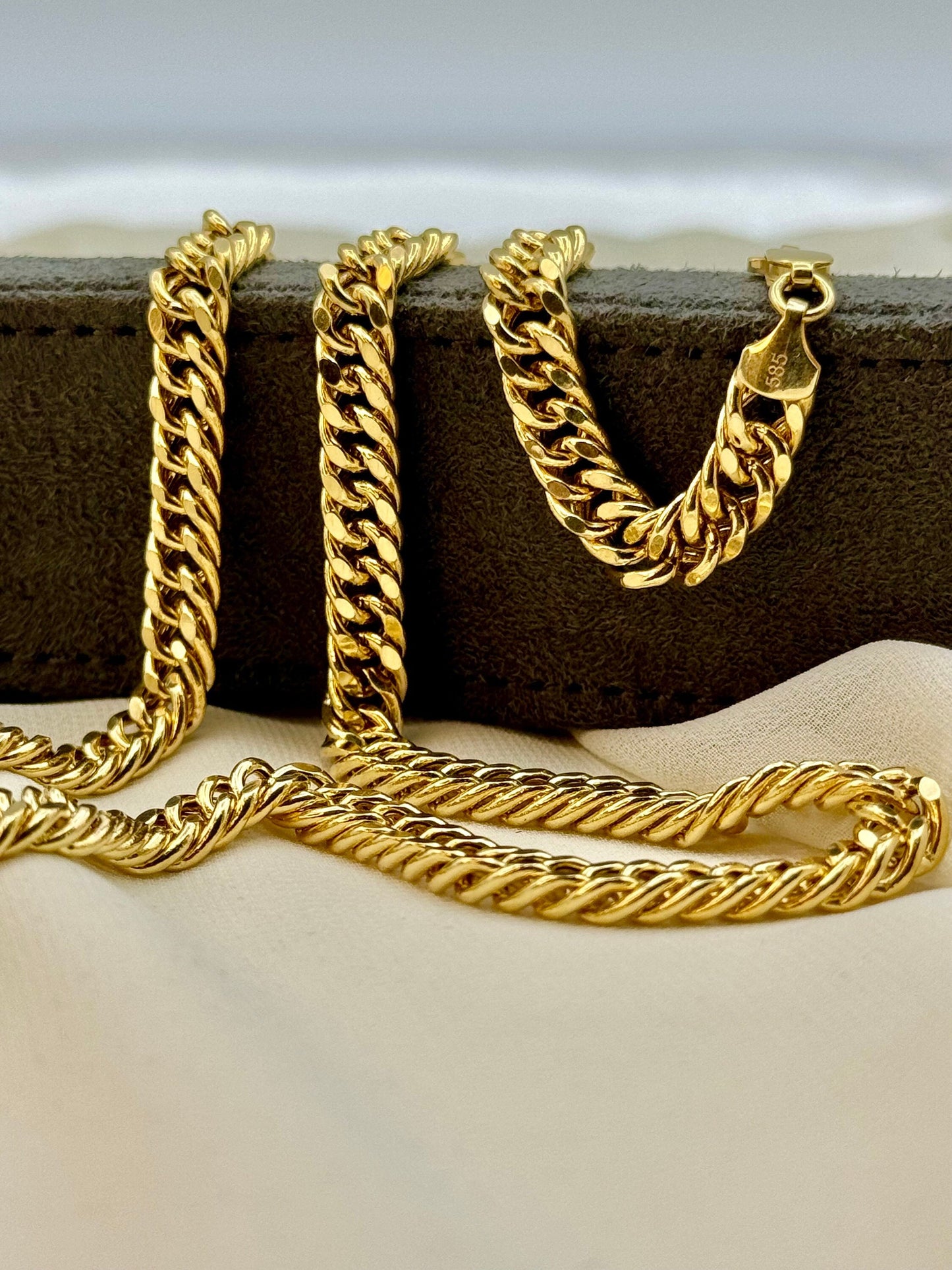 14k GOLD Curb Chain, 21.5", 23.5", 25.5", 6 MM, 29 gr, Real Gold Curb Chain, 14k Gold Chain, For Him, for Her, Birthday Gift, Anniversary Gift, For Mum.