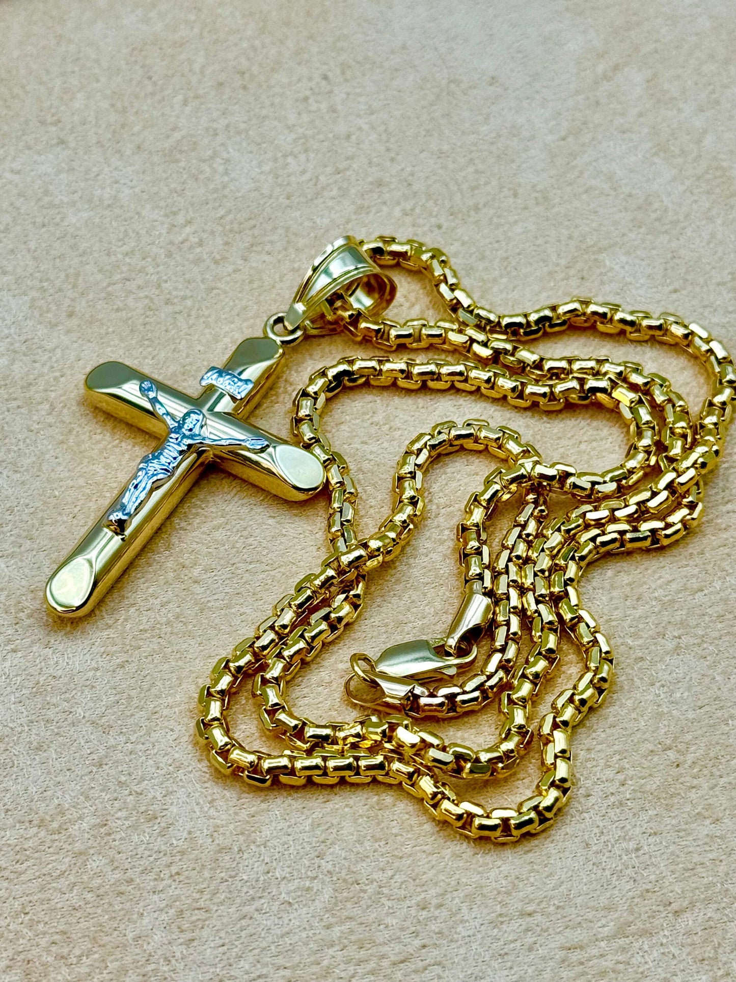 14k Gold Cross Necklace, Crucifix Cross Pendant - INRI Jesus Christ, Box chain 3.5 mm ,24" ,22",Cross Pendant ,Gold Cross Necklace, Gift.