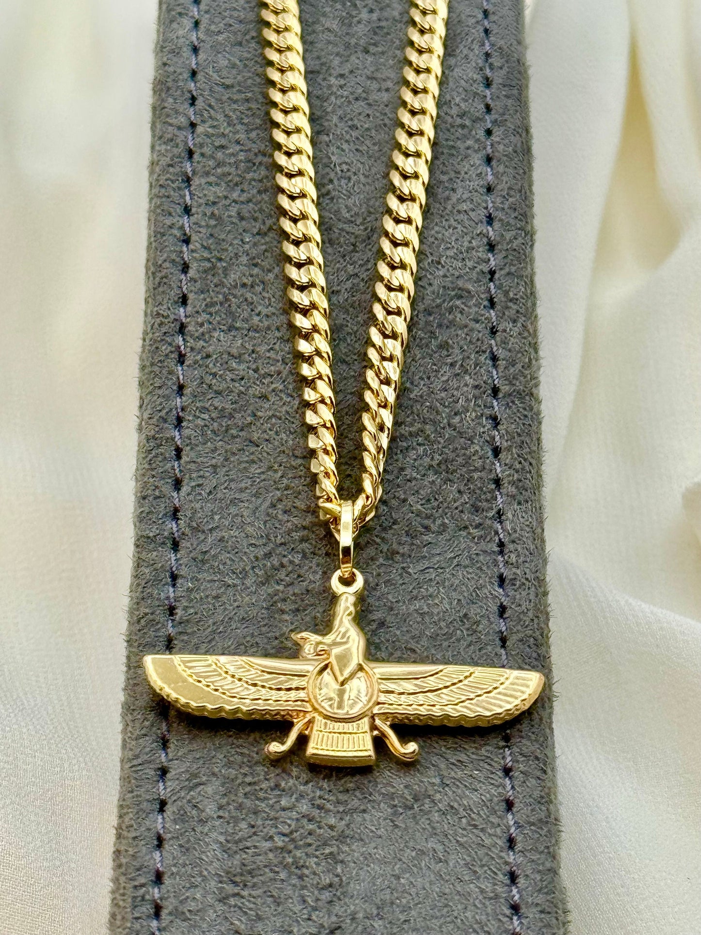 18k Gold Faravahar Necklace, symbol of Ahura Mazda, Handmade in Toronto , with Curb chain 21.5",4 mm, Faravahar symbol of Zoroastrian, Gift.