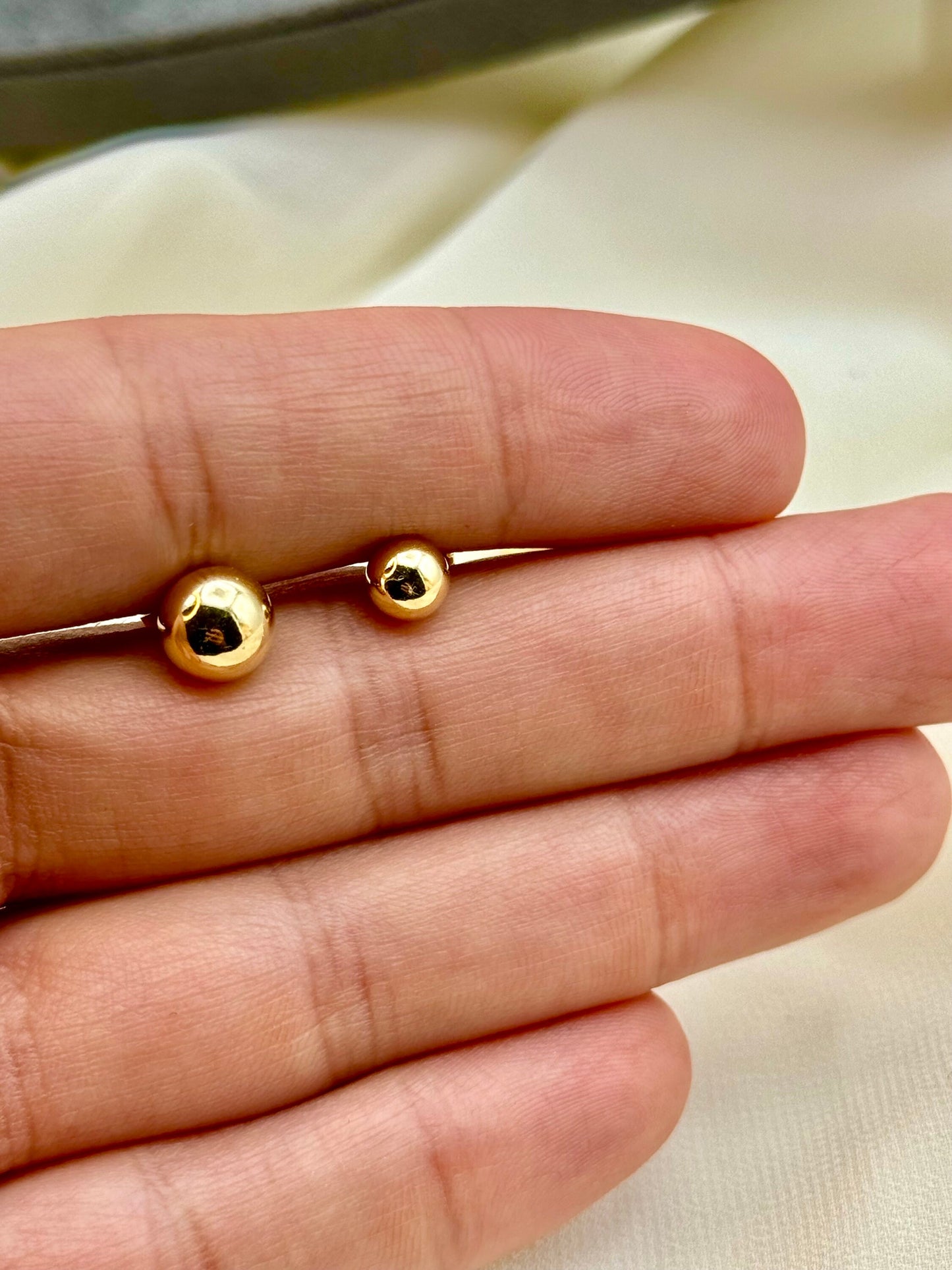 18k Gold Stud Ball Earring , 18k Real Gold stud Earring , For her ,Birthday Gift , For Mom , 18k Real Gold Stud earring ,Everyday Earring.