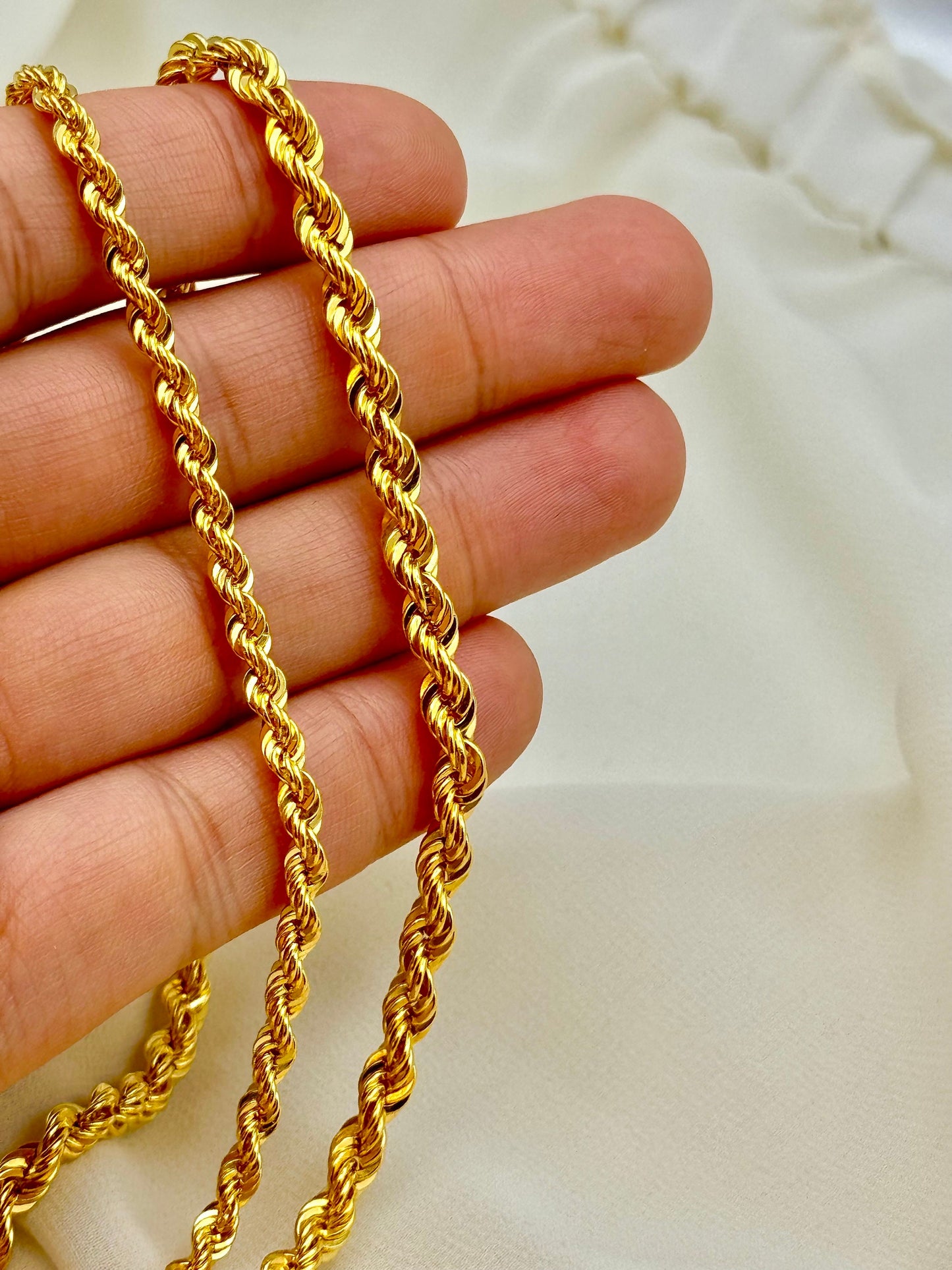 18K Gold Rope Chain, 5MM, 4MM, Diamond cut Necklace, Thick Rope Chain, Real Gold Chain, Gold Rope Necklace, Gold Twisted Chain For Gift .