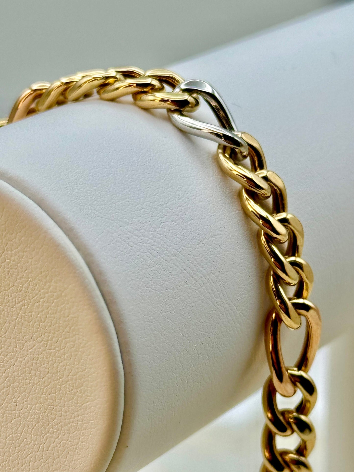 18k Gold Figaro Curb  bracelet, 7.5 inches, 7mm , Real Gold 18k Curb link , 18k bracelet curb link ,For Her, For Him , Birthday Gift, Gift .