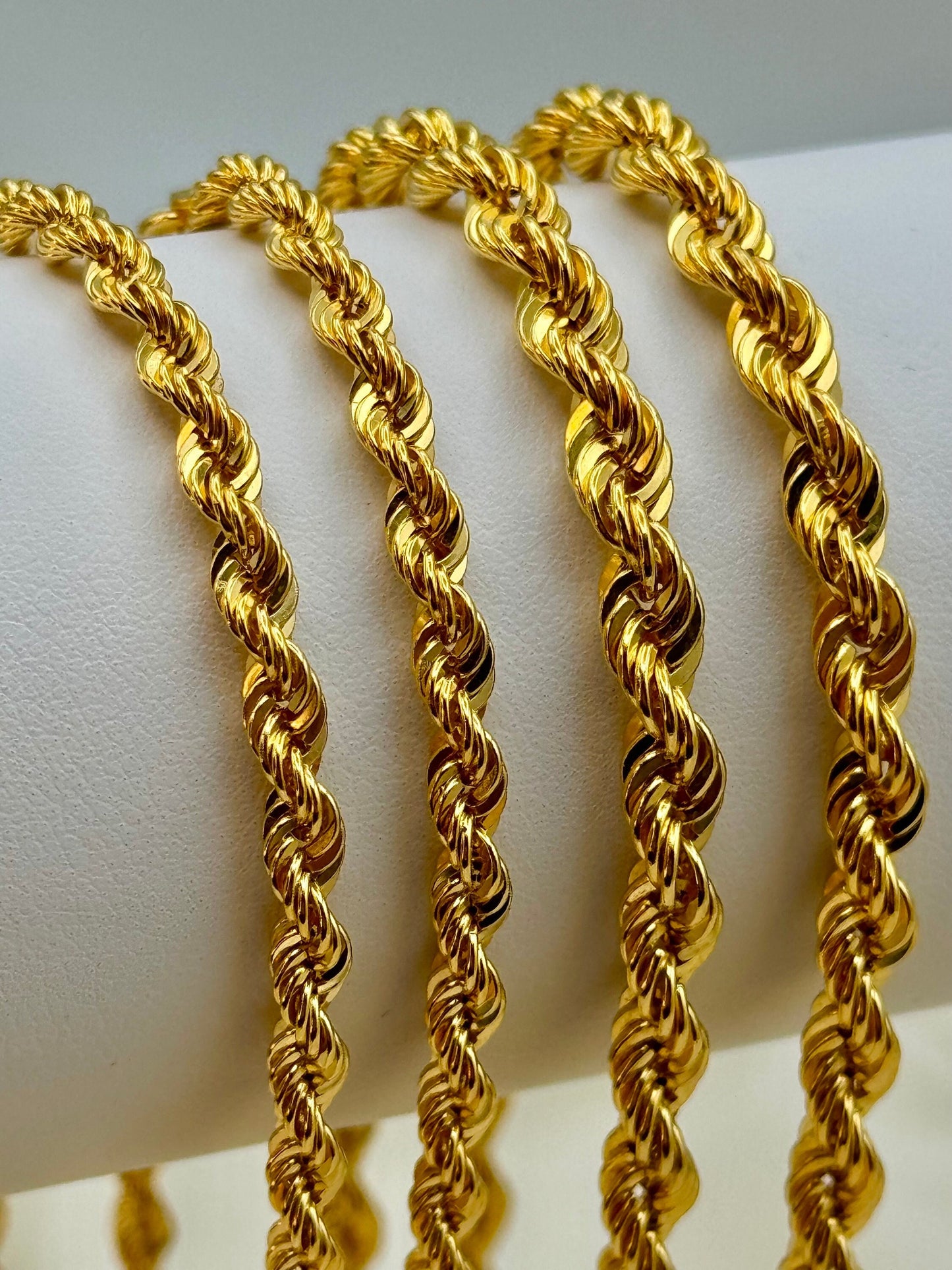 18K Gold Rope Chain, 5MM, 4MM, Diamond cut Necklace, Thick Rope Chain, Real Gold Chain, Gold Rope Necklace, Gold Twisted Chain For Gift .