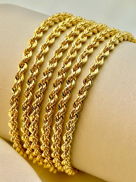 14k Gold rope chain 4.5mm.