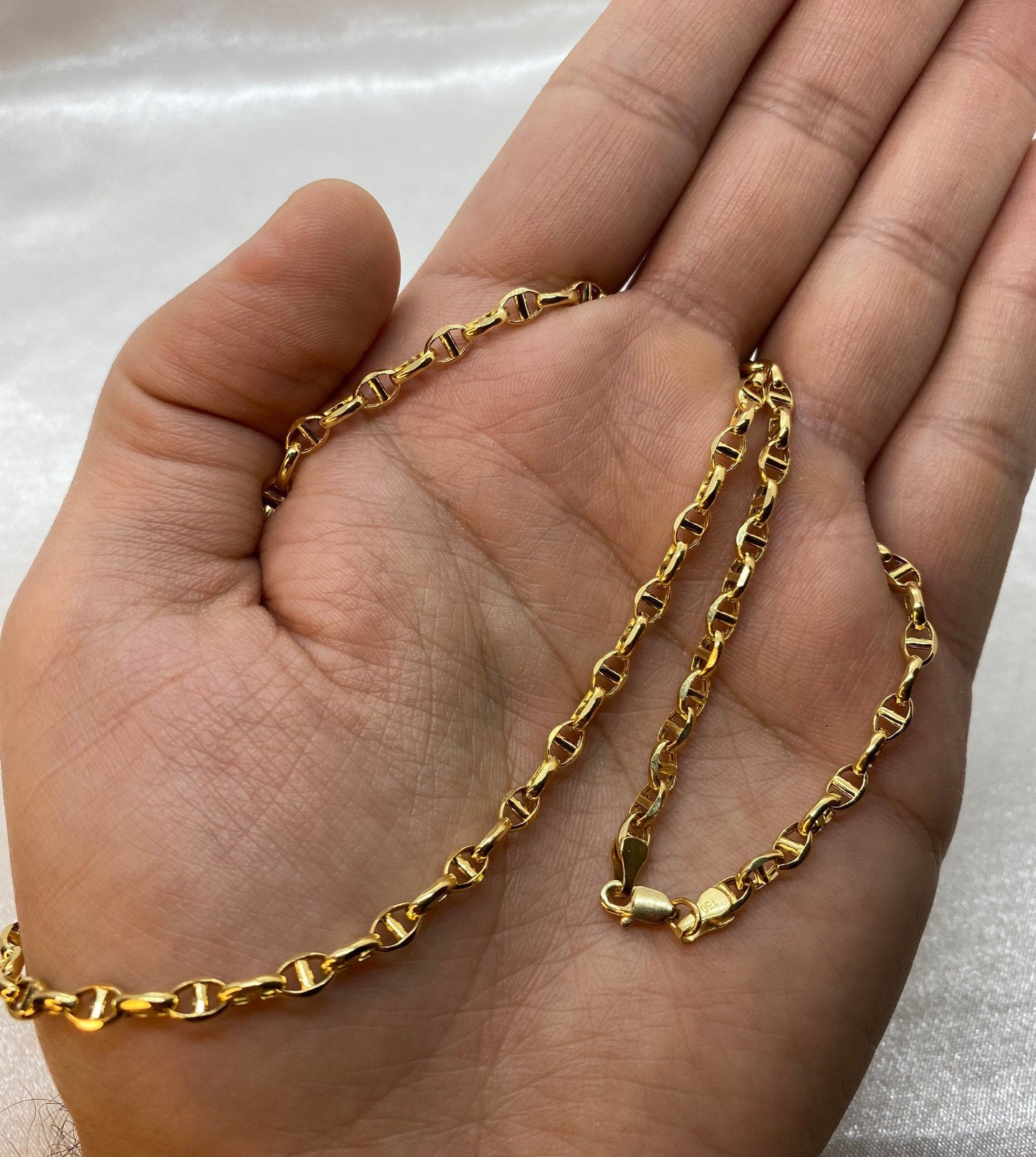 18K Gold Anchor Chain Necklace (4mm)