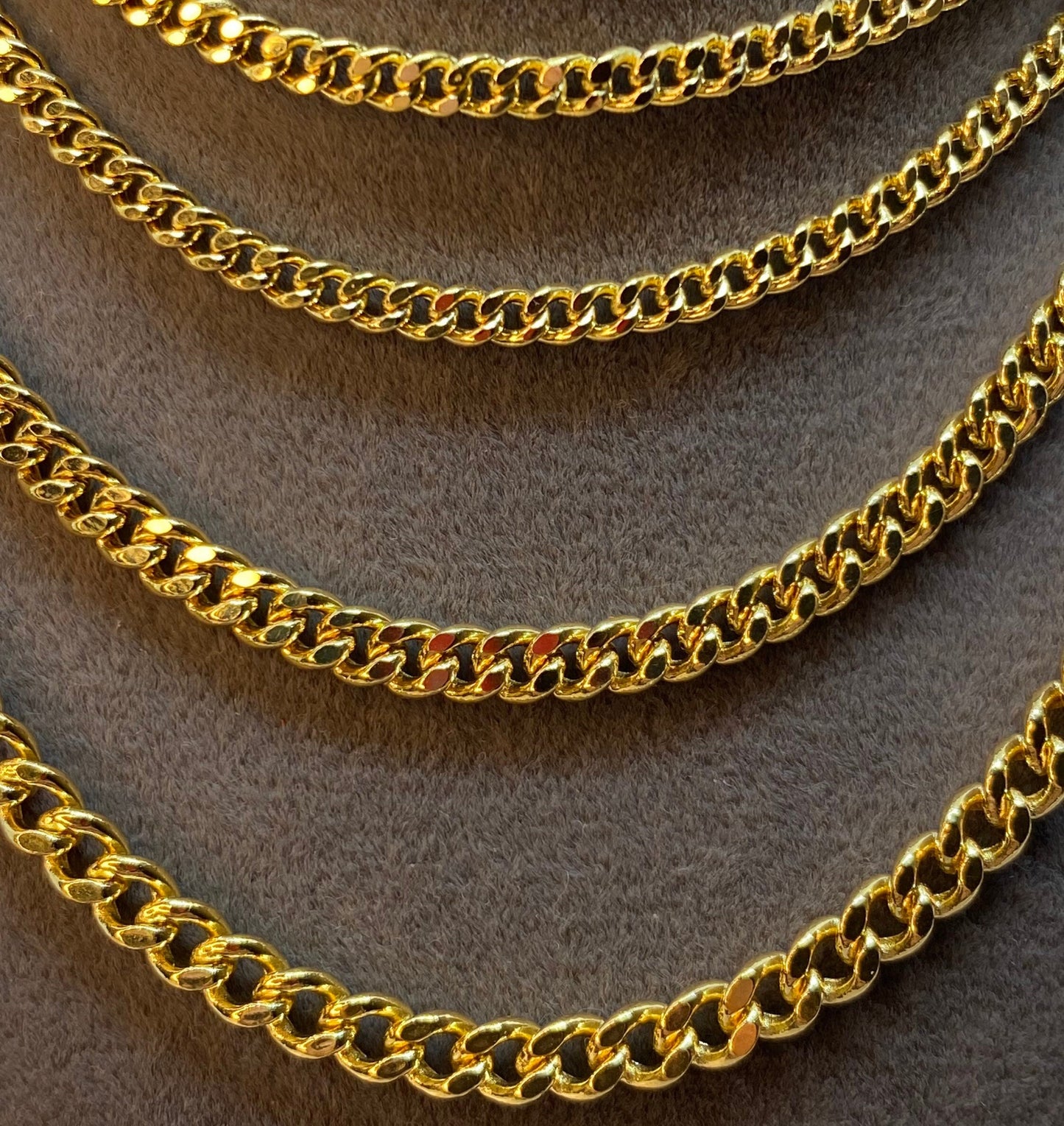 14K Gold Curb Link Chain Necklace (3mm, 3.5mm & 4mm)